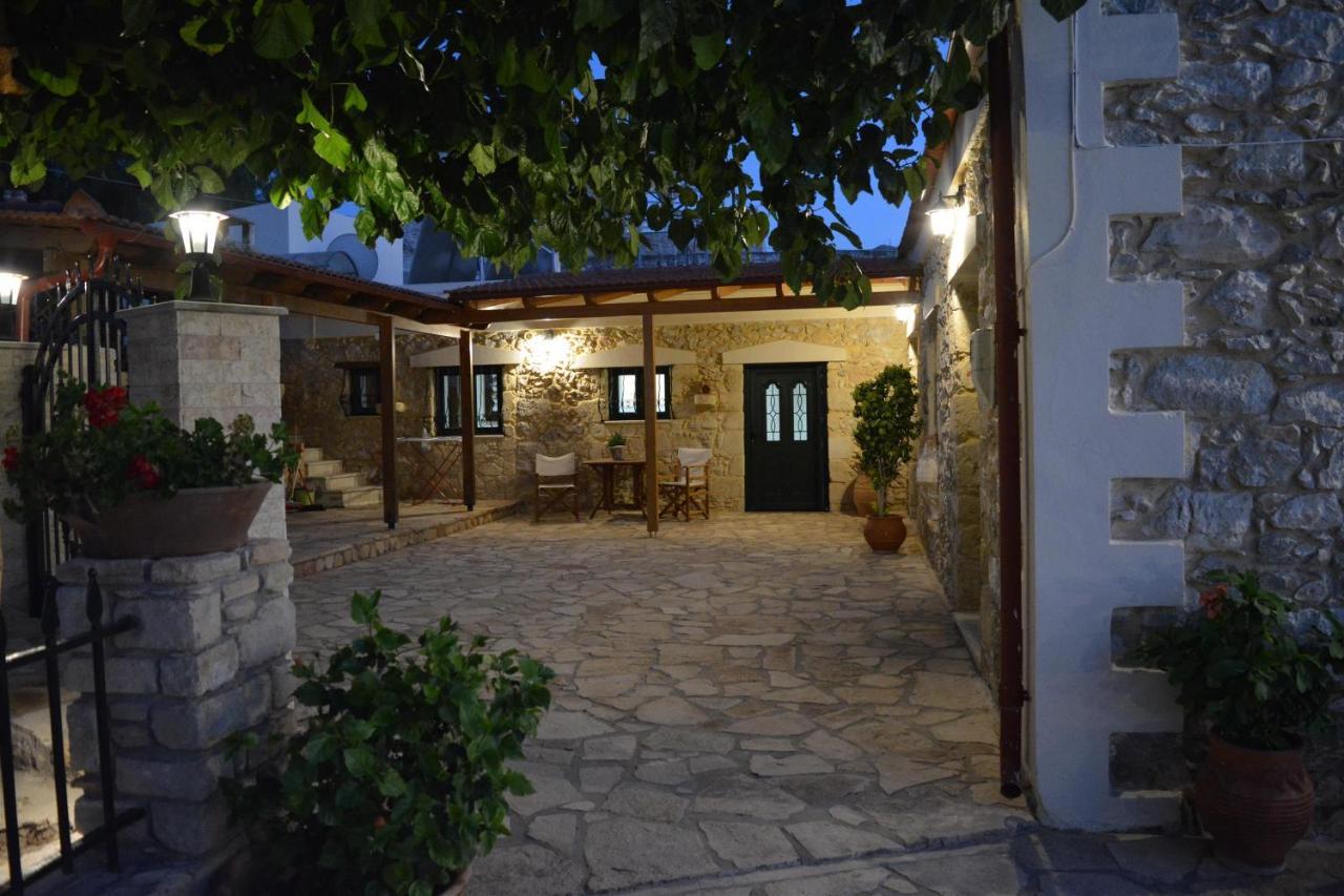 Villa Fontana Périon Dış mekan fotoğraf